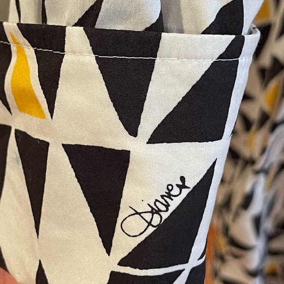 Vintage Diane Von Furstenberg SZ 12 Dress - Picture 6 of 15